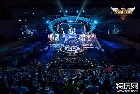 在这场充满 在这场充满