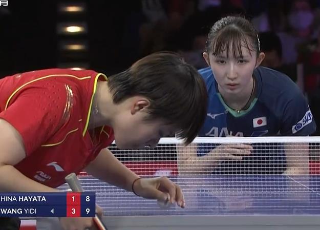 在压力下的 在压力下的