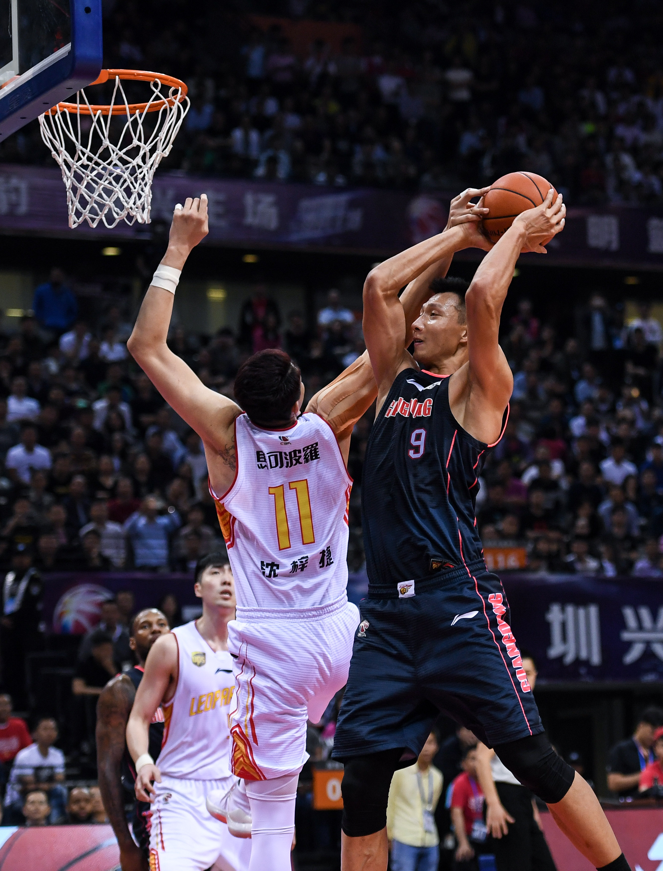 他积极参与 他积极参与